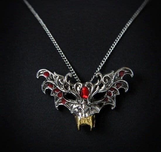 naszyjnik Maska Wampira - seria: Dzieci Nocy