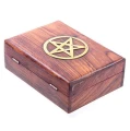 szkatułka z drewna ozdobiona Pentagramem 17.5cm