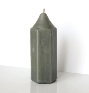 Świeca całkowicie szara, sześciobok o wys. 12 cm
